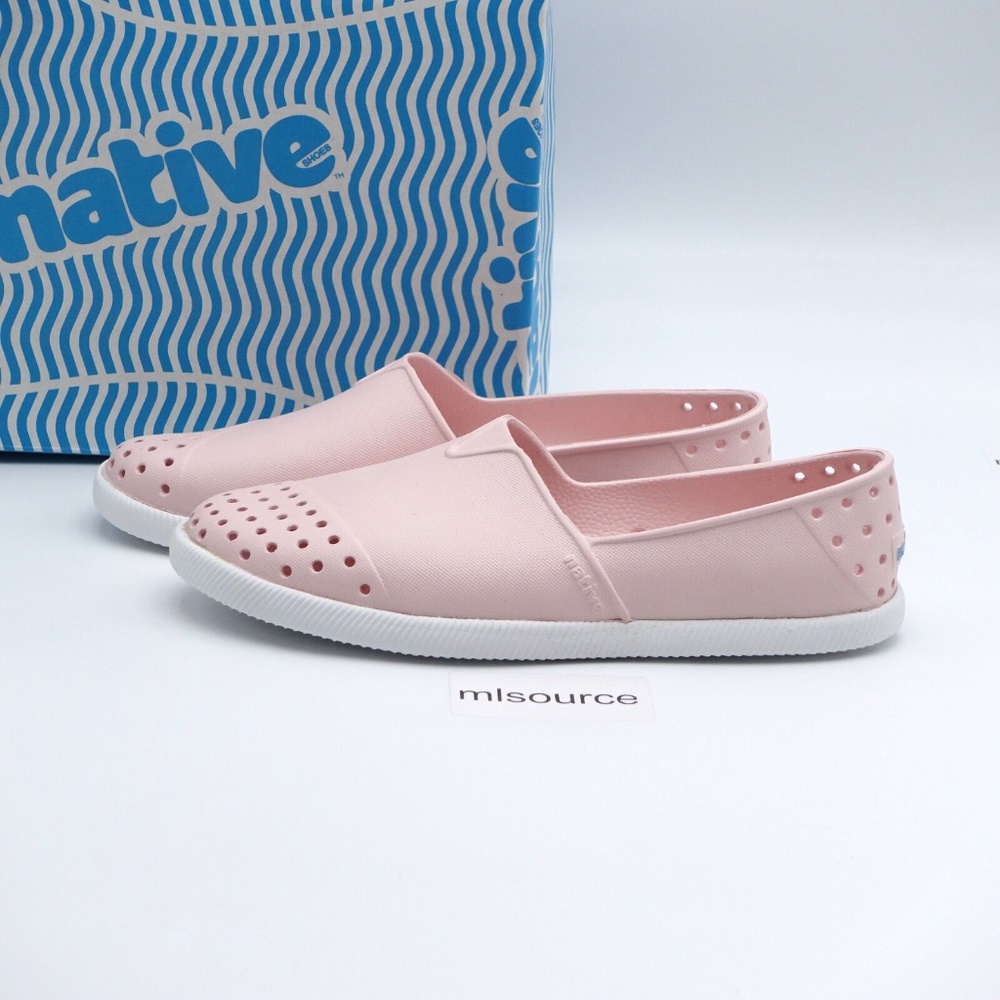 NEW native Verona Slip-On Sneakers 12101800-6801 Milk Pink Size 1 Little Kid's
